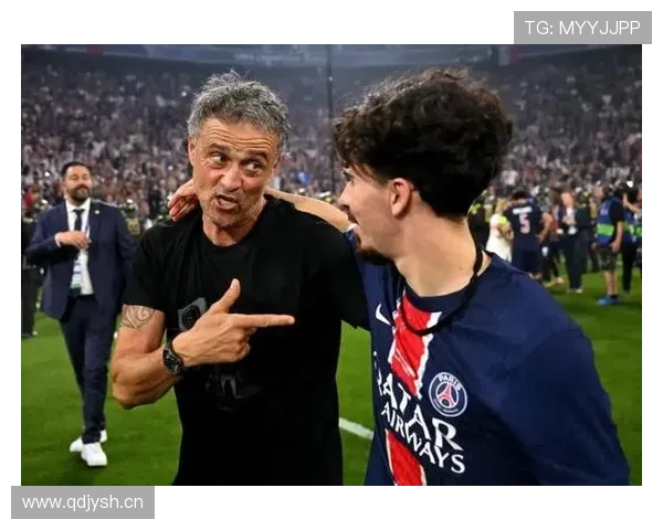 维蒂尼亚与托纳利对比：现代中场平衡与控制权的关键差异